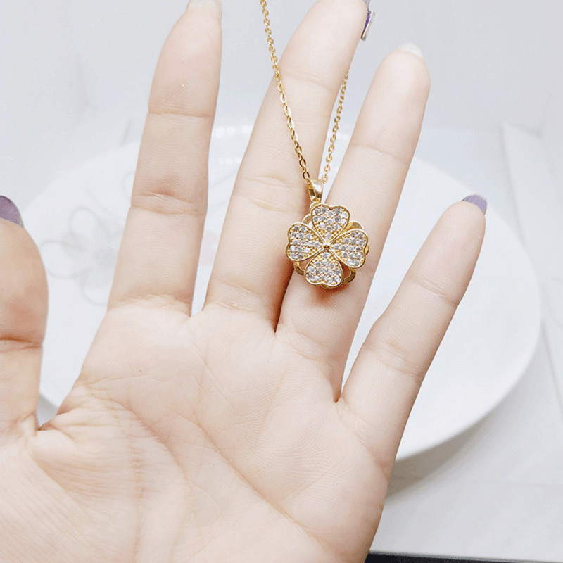 Four Leaf Clover Diamond Pendant Necklace